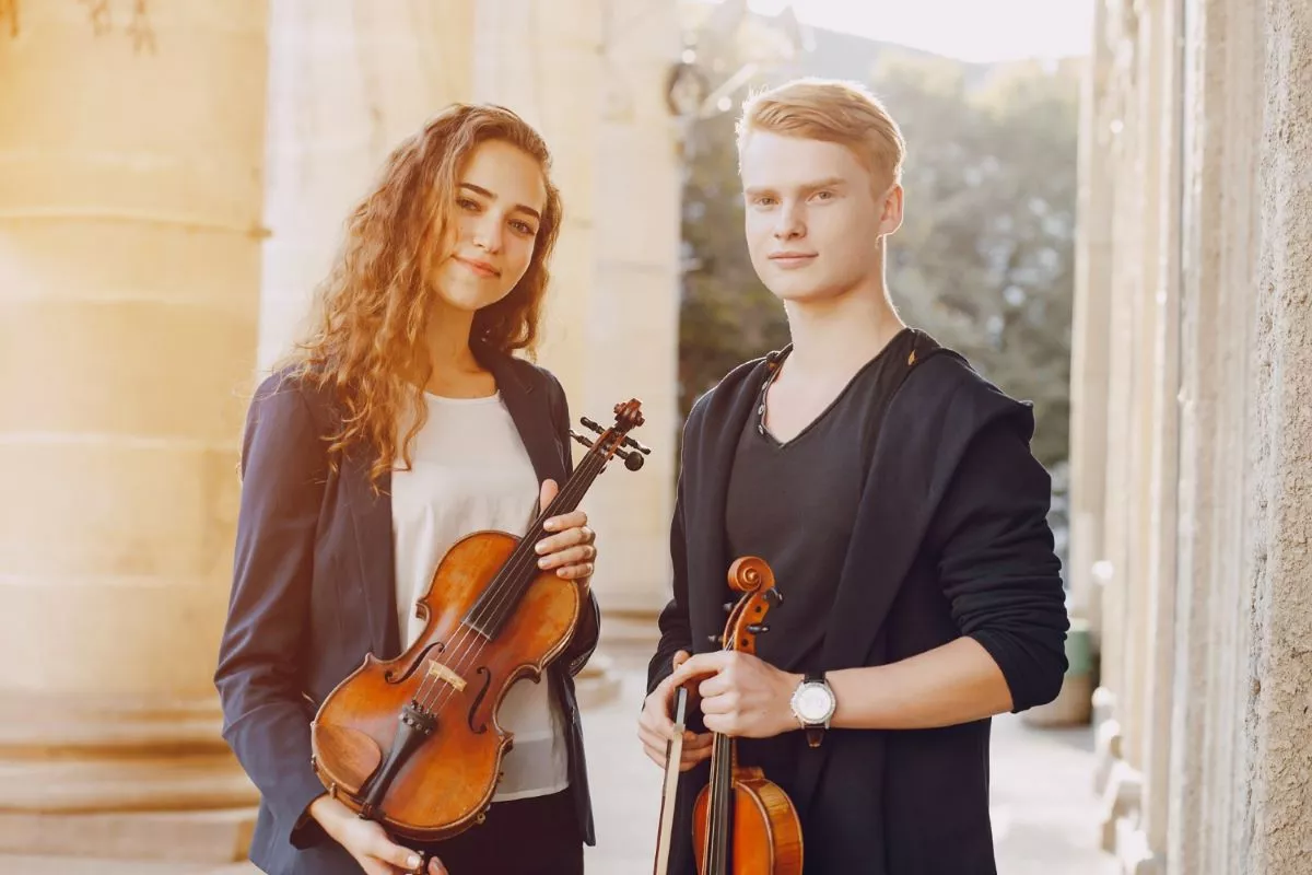 Lessons for advanced violin students